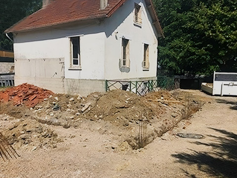 Maison avant rénovation globale à Montry